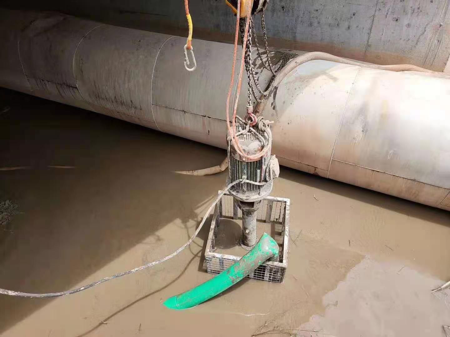 火炬开发区街道工业管道清理